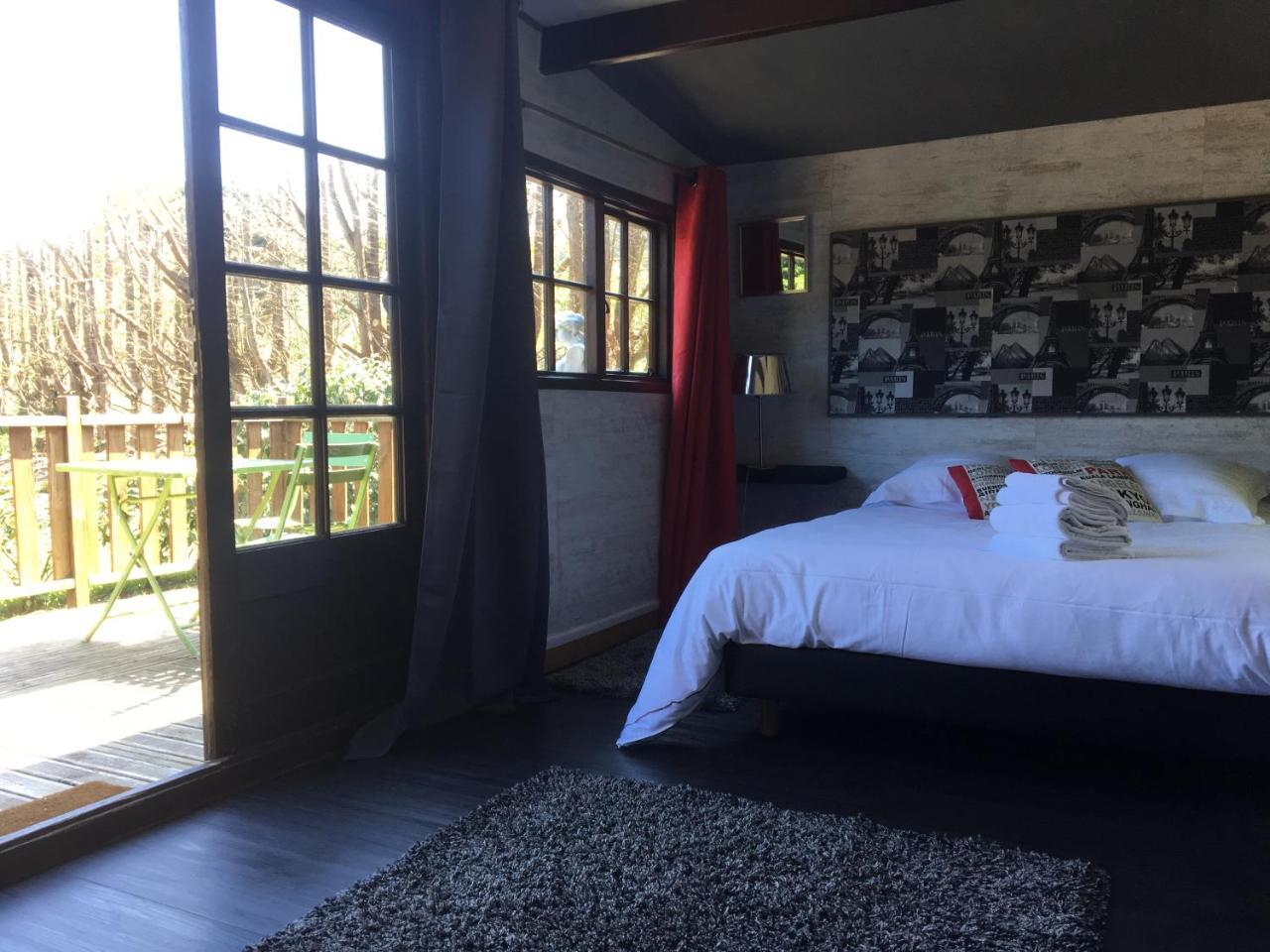 - Domaine De Geffosse